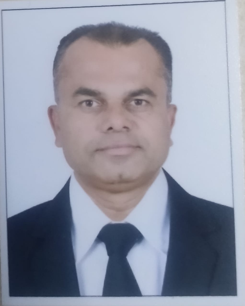 श्री. खरमाटे राजेंद्र विठ्ठल 
